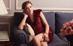 Хлоя Моретц (Chloe Moretz) в красном платье